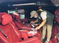 開(kāi)了三年的車(chē)還有異味怎么辦